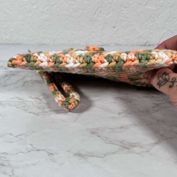 Peach Crochet Wristlet Clutch - Picture 6 of 11